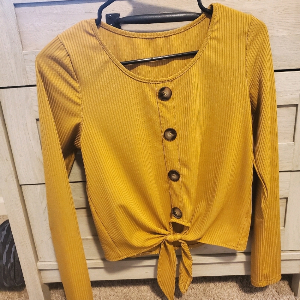 Mustard mid crop Blouse